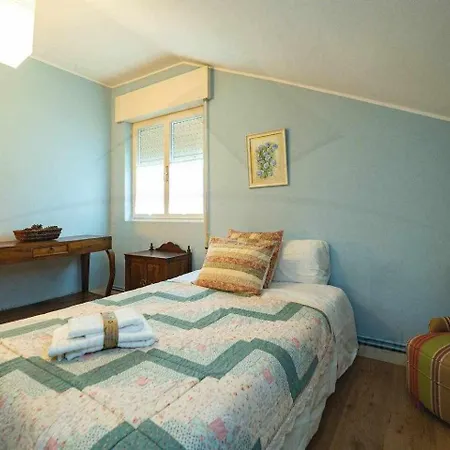 Hébergement de vacances El Madrono Novellana